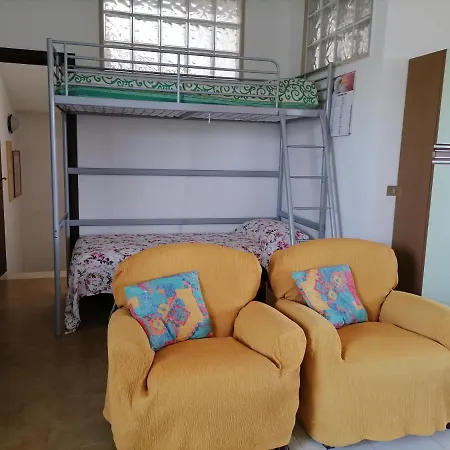 Semesterbostad Alloggi Estivi D & A Taranto