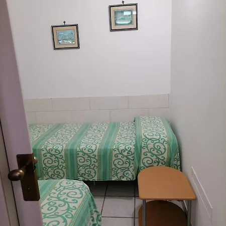 Alloggi Estivi D & A * Taranto